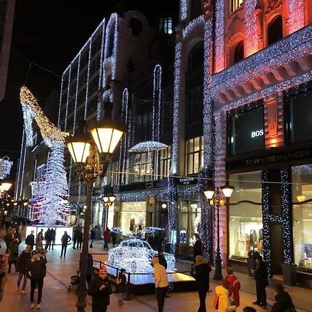 Corso View * ブダペスト